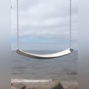 Kind Seas Sterling Silver Horizon Line Necklace